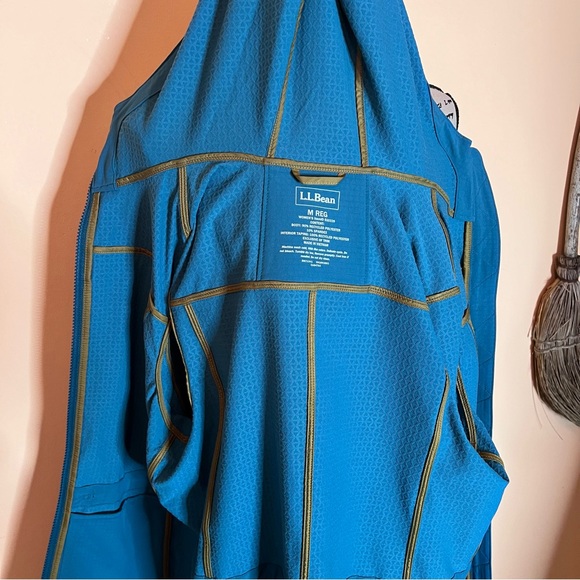 💚LL Bean greenish jacket - Picture 7 of 7